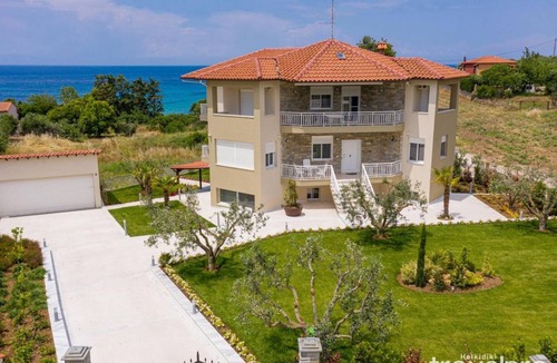 Nea Potidaia Villa | Villa Zeria by TravelPro Services- Nea Potida...