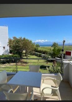 Gefira Mpania Apartment | Villas Kavouri