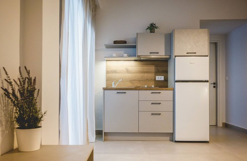 Tolo Hotel | Votsalo Tolo