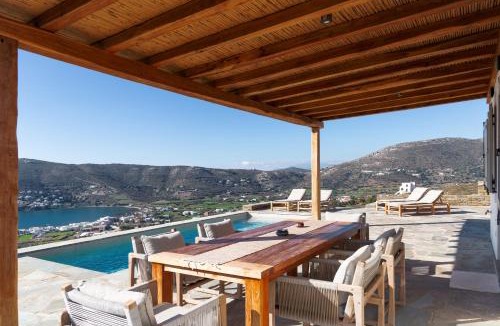Gavrio House | West Side Pool House by Hostandros