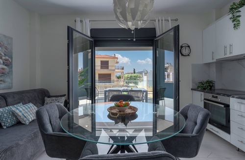 Flogita Apartment | White Pearl Suites Halkidiki