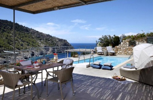 Frourion Villa | Wonderful Kefalonia Villa | Villa Lenalee | 2 Bedrooms | Seafront | Spectacular.