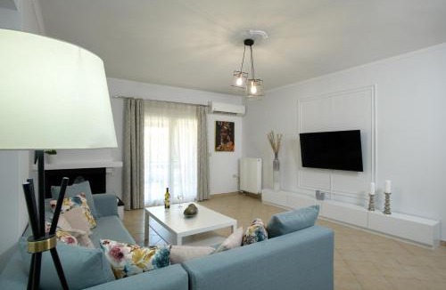 Corfu Town Apartment | Xenia's Apartments in Alepou