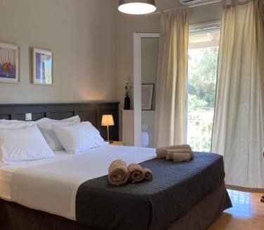 Sinarades House | Yia Sou Corfu! "Kolibri"
