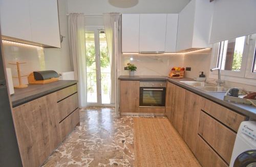 Sinarades House | Yia Sou Corfu! "Kolibri"