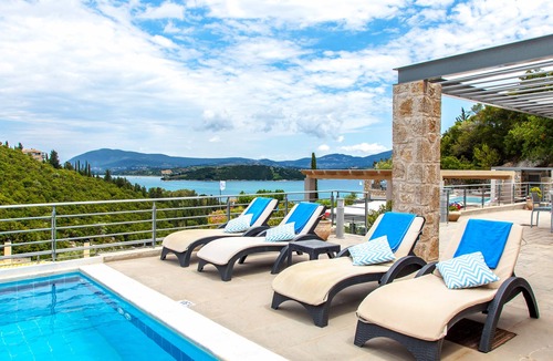 Katouna Apartment | You'll love this place exiting directly to the pool. The sea view is WOW