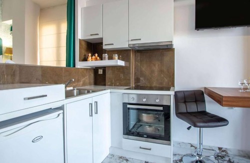 Zakynthos Town Apartment | Zante harbour stunning sea view suite