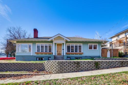 1 Mi to Pendleton Round-Up: Historic 'Elnor' Home in Pendleton