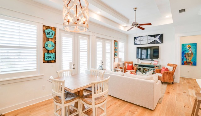 30A Cake by the Ocean - Dog Friendly - Free Golf Each Day - 2 Pools, Sleeps 6 in Watersound