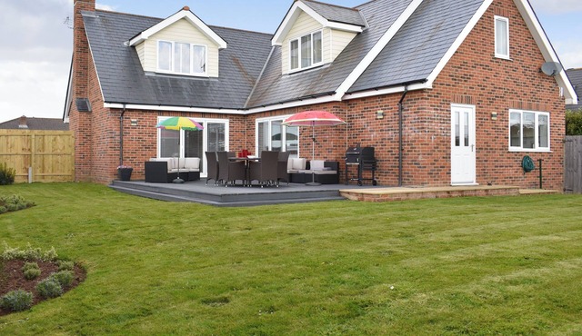 4 bedroom accommodation in Newchurch, near Sandown in Sandown