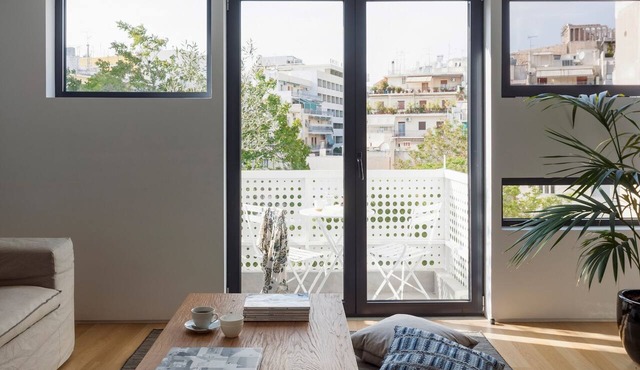 Acropolis Maisonette, Urban Stripes Athens