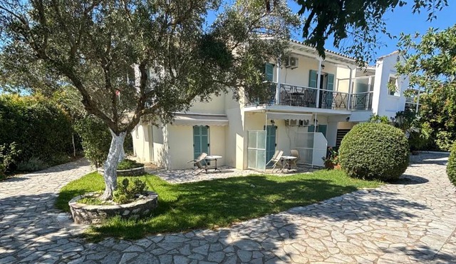Agrambeli Rooms & Apartments