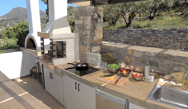 Almyrida Panorama Villa. Incredible villa, sea views, 13m pool, walk to beach.