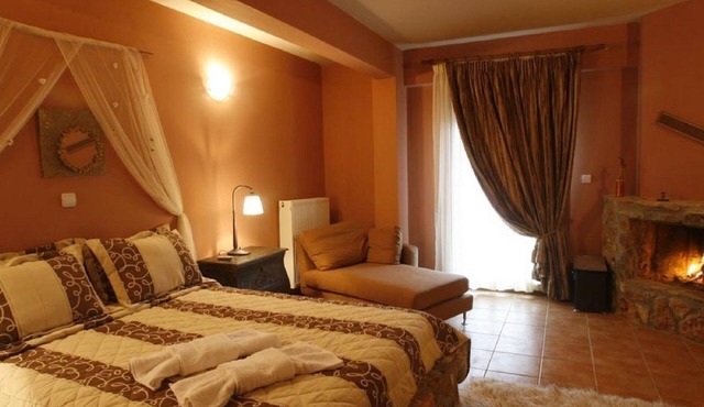 Aloni Hotel