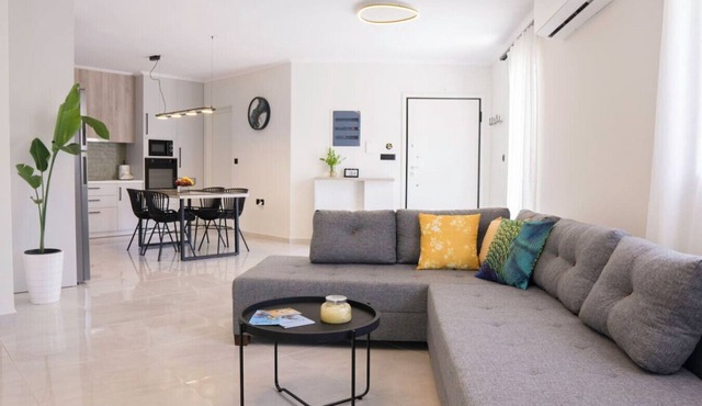 Anemoami Apartment in Karpathos – Stylish Stay in a Peaceful Setting