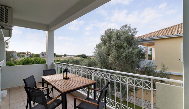 Apartment 'Elaia 1' with Sea View, Wi-Fi and Air Conditioning