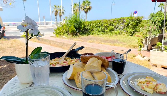 Apartment Mar Alegre – Beachfront Escape on the Costa del Sol in Morche