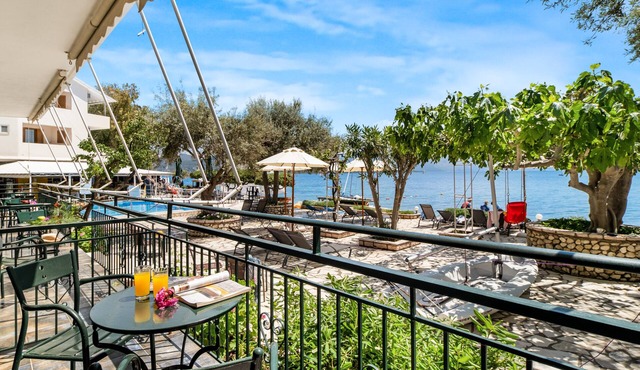 Apartment-Studio "Nikiana Club - Studio 2" with Sea View & Wi-Fi
