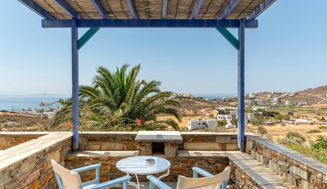 Apartment 'Unit 2' with Sea View, Wi-Fi and Air Conditioning