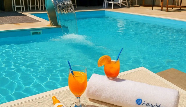 Aquamare Studios - Seaview Suite & Pool Getaway