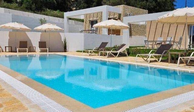 Arillas Peaceful Bungalows