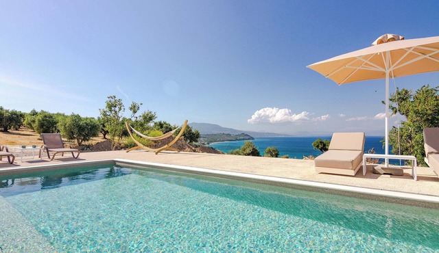 Assini Estate - Nestor Poolside Suite near Koroni