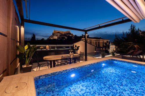 ATELIER 10 , Acropolis View Heated Plunge Pool Apartment