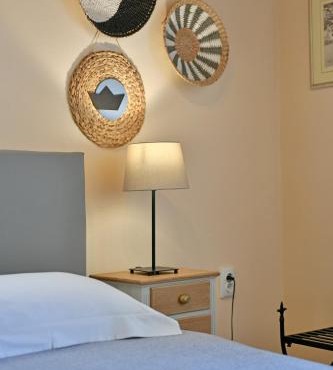 Athina Guesthouse