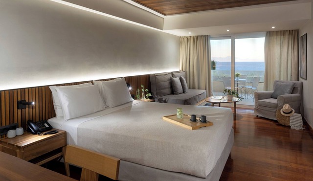 Atrium Hotel