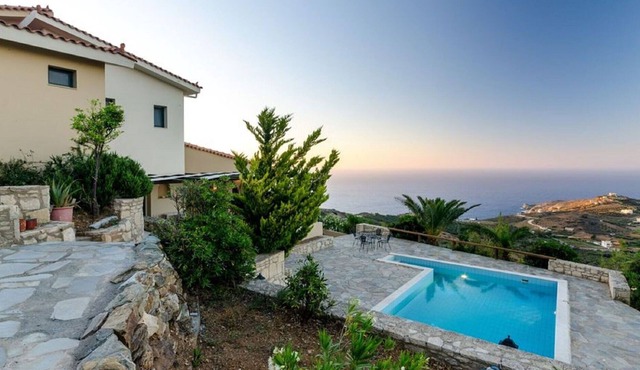 Beautiful private villa with private pool, A/C, WIFI, TV, terrace, panoramic view and parking
