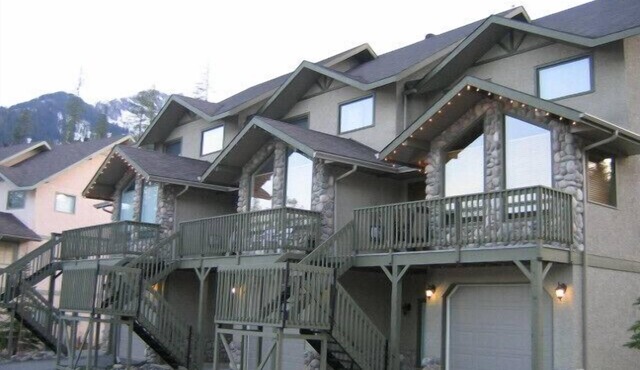 Best location on the hill! True ski-in/ski-out Thunder Ridge Condos in Fernie