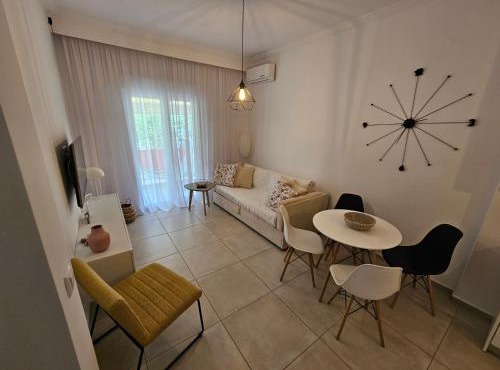 Blue Horizon Seaview Apartment