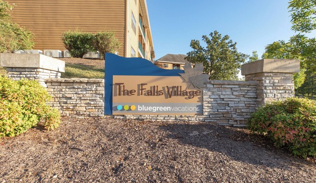 Branson | Branson Hideaway | Pool & Hot Tub in Branson
