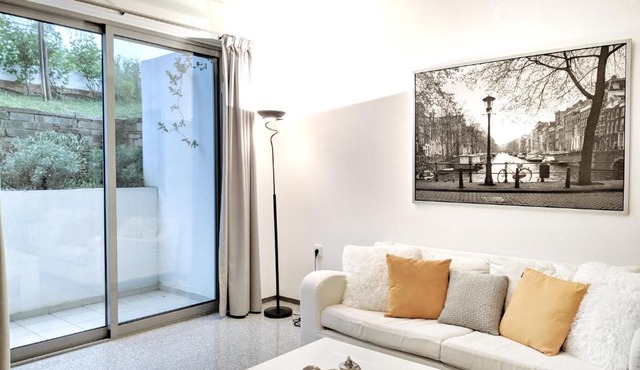 Budget Semi Basement by Verde Apartments