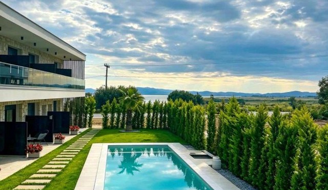 Casa Rossa, Nilie Hospitality MGMT