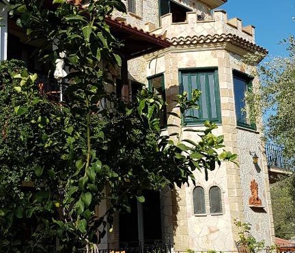 Castello Bellos Tower