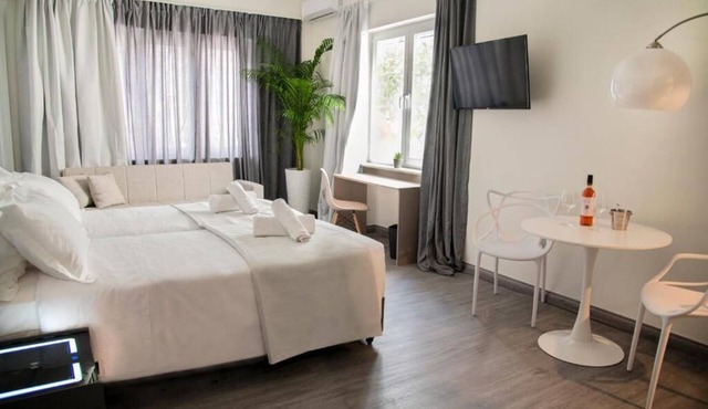 Celia Residence