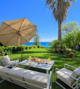 Central apartment - Seaview and garden
