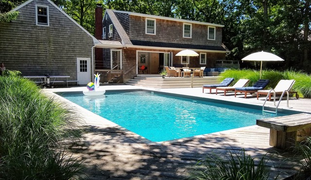 Charming 4B/3Bth East Hampton Shingled Classic With Pool: Perfect For Families in East Hampton