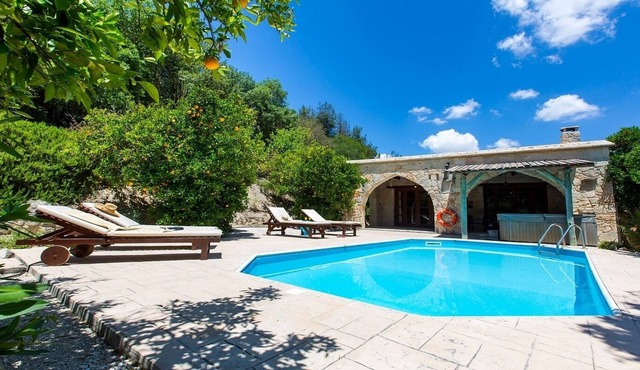Charming Stone Villa, Private Pool, Jacuzzi, Beautiful Views to the Orange Groves in Miliou Village! in Miliou