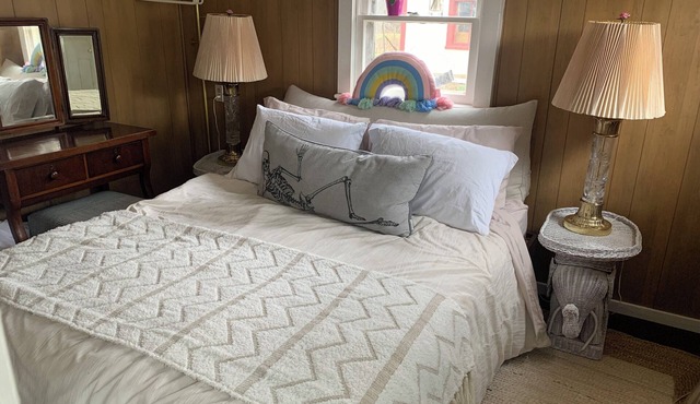 Charming Updated Cottage in Brandon