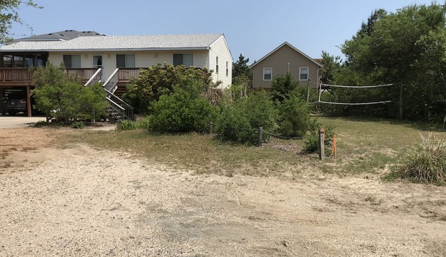 Clean & Cozy Beach Cottage Close to the Beach in Duck