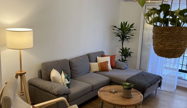 Comfy · Spacious 2BR In Petralona · Metro Station