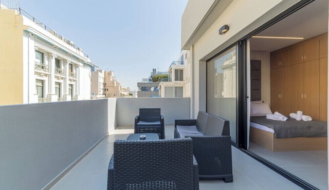Contemporary Studio at AKVA with Terrace