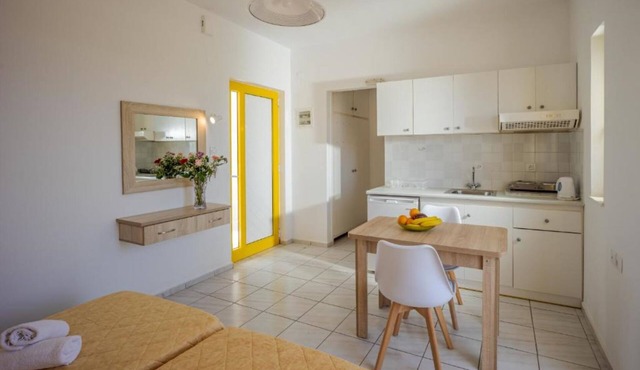 Cosmi Apartments by Estia