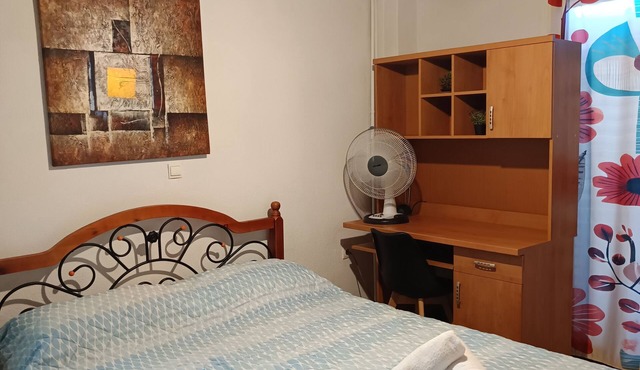 Cozy 2-bedroom apartment in tranquil Peraia with AC, for family and pet-friendly