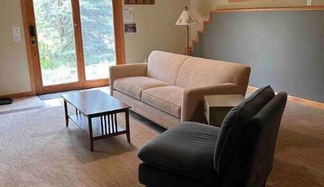 Cozy, Spacious, Private Rocky Mountain Guest Suite in Estes Park