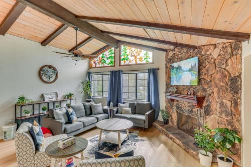 Crestline Home w/Private Hot Tub: Steps to Lake! in Crestline
