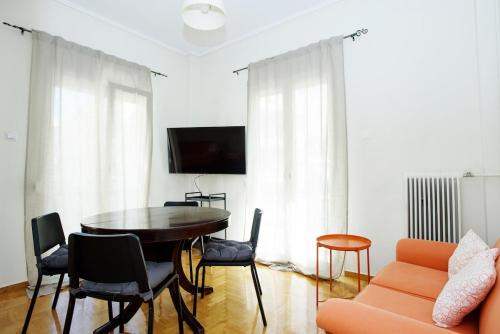 D'Lara, Athens Ampelokipi Appt