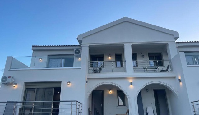 ELENI & MEMAS Luxury Apartments Kefalonia